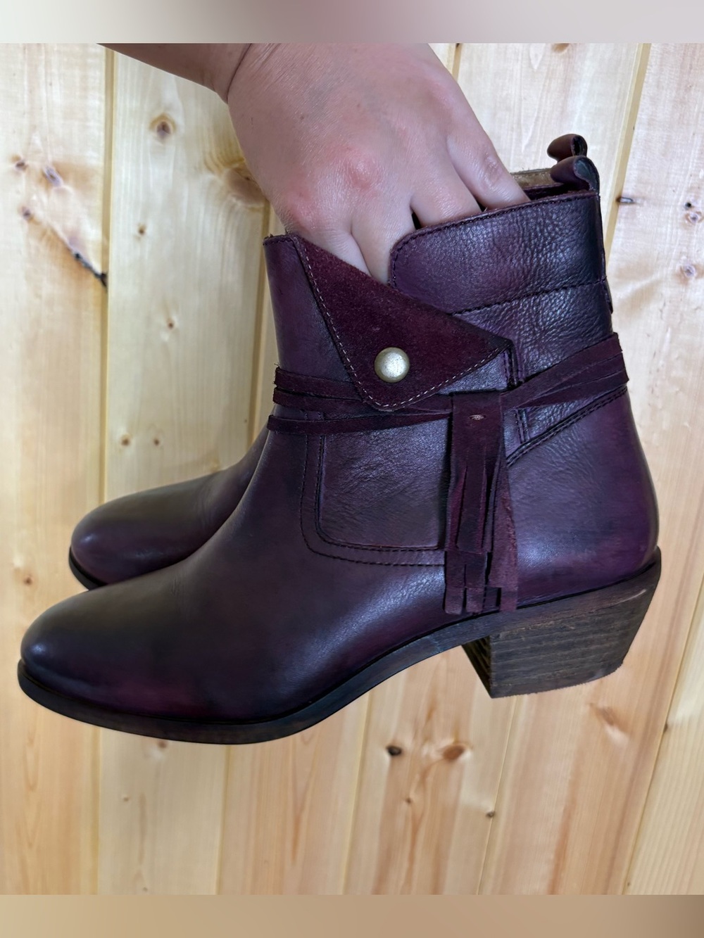 Maddison Burgundy Leather Ankle Boots Women’s Size 7 Block Heel Tassel Zip Boho - Picture 2 of 16